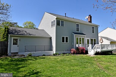 4946 Edge Rock Dr, Chantilly, VA 20151 - photo 6