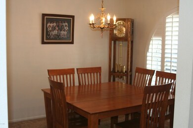 FORMAL DINING
