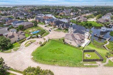 GREAT CORNER LOT NEXT TO MILLION DOLLAR WATERFRONT