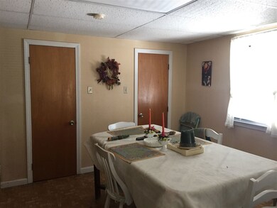 7 Lincoln Ave unit 7A & 7B, Newmarket, NH 03857 - photo 5