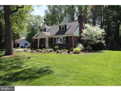 908 Deer Rd, Bryn Mawr, PA 19010 - photo 2