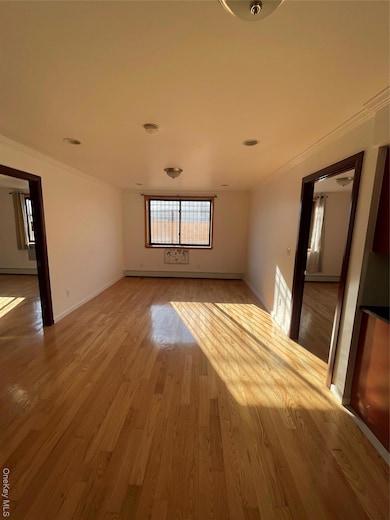 7548 Parsons Blvd unit 1C, Fresh Meadows, NY 11366 - photo 2