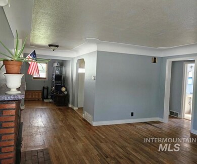 1212 E Amity Ave, Nampa, ID 83686 - photo 2