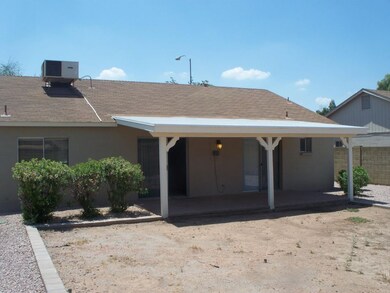 McLellan, Mesa 018