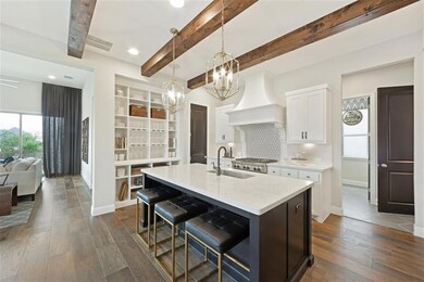 8046 Mary CurranKitchen 2