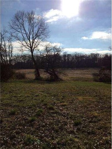 131 Davidson Rd, Swedesboro, NJ 08085 - photo 2