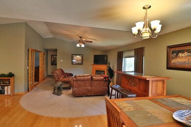 3126 E Ave, Cody, WY 82414 - photo 5