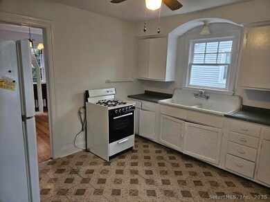 16 Elton Ct, Norwalk, CT 06851 - photo 6