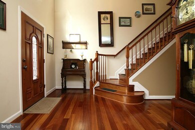 472 Hawkridge Ln, Sykesville, MD 21784 - photo 3