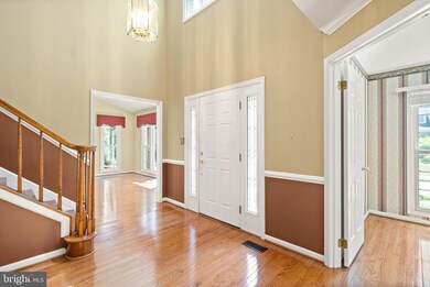 15243 Surrey House Way, Centreville, VA 20120 - photo 7