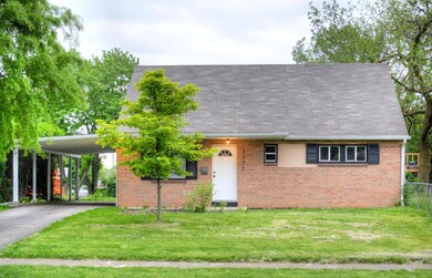 3375 Eakin Rd, Columbus, OH 43204 - photo 2