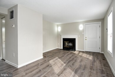 6718 Seat Pleasant Dr, Capitol Heights, MD 20743 - photo 5