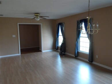 108 Coachman Ct, Jacksonville, NC 28546 - photo 3