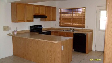 7304 W Vogel 009