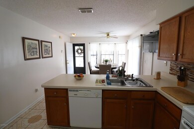 5108 Glen Alan Ct N, Jacksonville, FL 32210 - photo 5