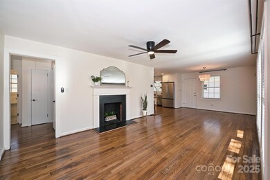 2730 Royston Rd, Charlotte, NC 28208 - photo 6