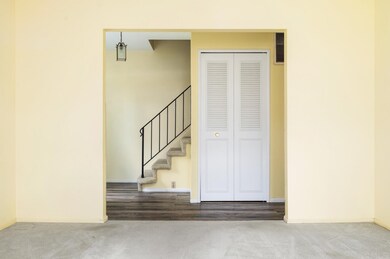 3211 Oak Ct, Anderson, IN 46011 - photo 6