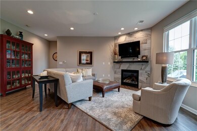 12591 Broadmoor Ct S, Fishers, IN 46037 - photo 5