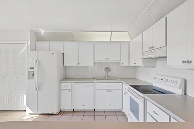 5400 34th St W unit B17, Bradenton, FL 34210 - photo 7