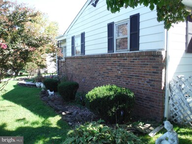 220 S Bohemia Ave, Cecilton, MD 21913 - photo 6