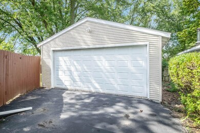 3533 Hickory Ave-45-