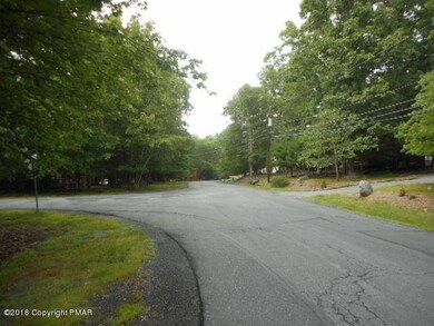 1238 Kensington Dr, East Stroudsburg, PA 18301 - photo 4