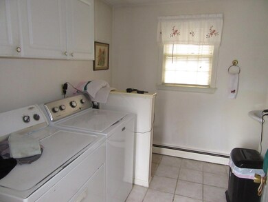 KingsRow33 Half Bath