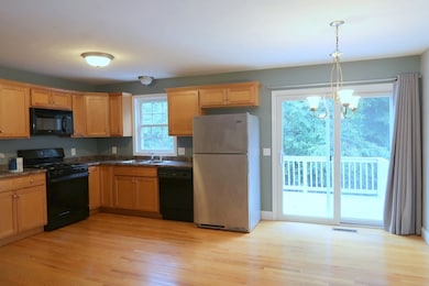 43 Pratt St unit 43A, Taunton, MA 02780 - photo 3