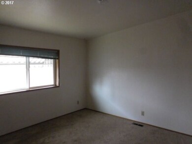 3034 Delta Pines Dr, Eugene, OR 97408 - photo 6