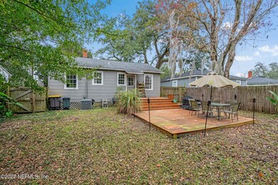 1139 Wycoff Ave, Jacksonville, FL 32205 - photo 5