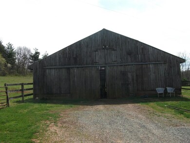 2 Barn