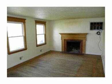 66 Hollow Tree Dr, Cranston, RI 02920 - photo 3