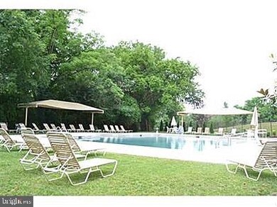 Radnor House unit 905, Bryn Mawr, PA 19010 - photo 6