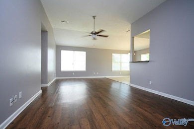 105 Oakline Dr, Madison, AL 35757 - photo 2