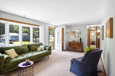 83 Brookside Rd, Rockland, MA 02370 - photo 3