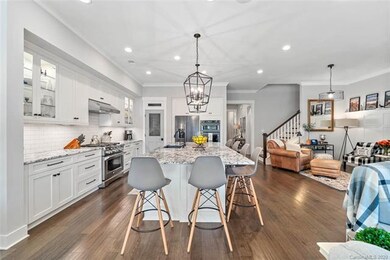 Gourmet Kitchen