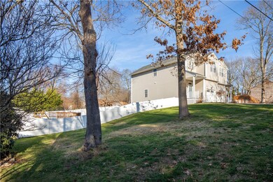 93 Old Pine Rd unit A, Narragansett, RI 02882 - photo 3