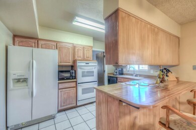 Kitchen (3)