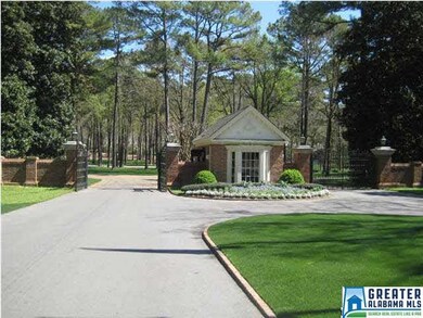 Gated entrance--homeowners rave about the friendly