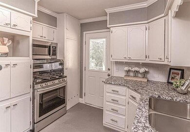 232 E Evans Ave, Bonham, TX 75418 - photo 7