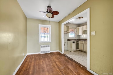 165-43 144th Terrace, Jamaica, NY 11434 - photo 6