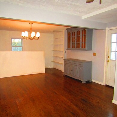 26 South St, Easthampton, MA 01027 - photo 7