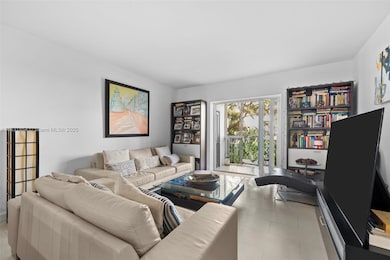 240 Galen Dr unit 109, Key Biscayne, FL 33149 - photo 6