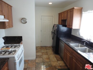 4244 W 101st St, Inglewood, CA 90304 - photo 6