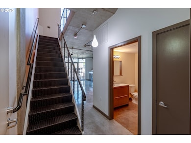 1030 NW 12th Ave unit 526, Portland, OR 97209 - photo 2