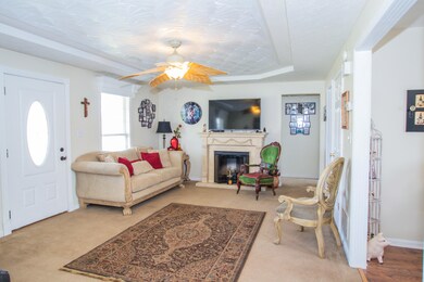 248 Patricia Ln, Mount Washington, KY 40047 - photo 3