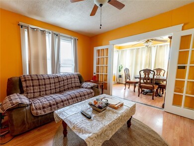 311 Swan St unit 313, Providence, RI 02905 - photo 4