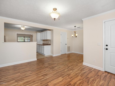 10554 Citrus Ln, Jacksonville, FL 32218 - photo 5