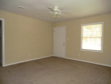2112 Bayvale Rd, Augusta, GA 30909 - photo 5