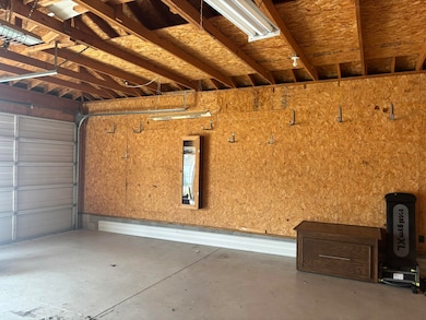 1209 5th St, Columbus, NE 68601 - photo 6